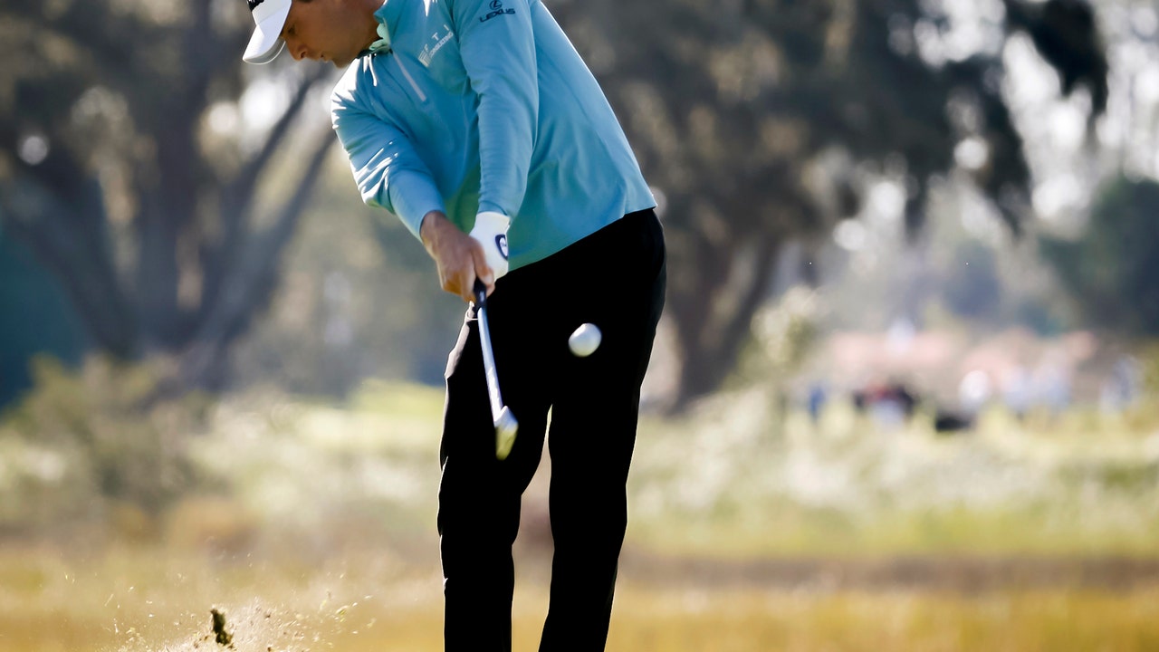 Charles Howell III clings to 1-shot lead at Sea Island